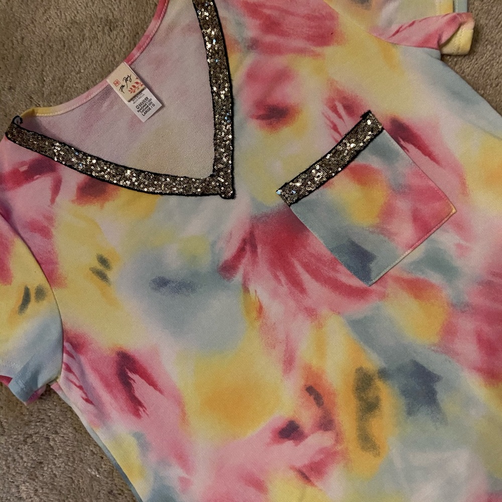 Simple Summer Top - Picture 6 of 6